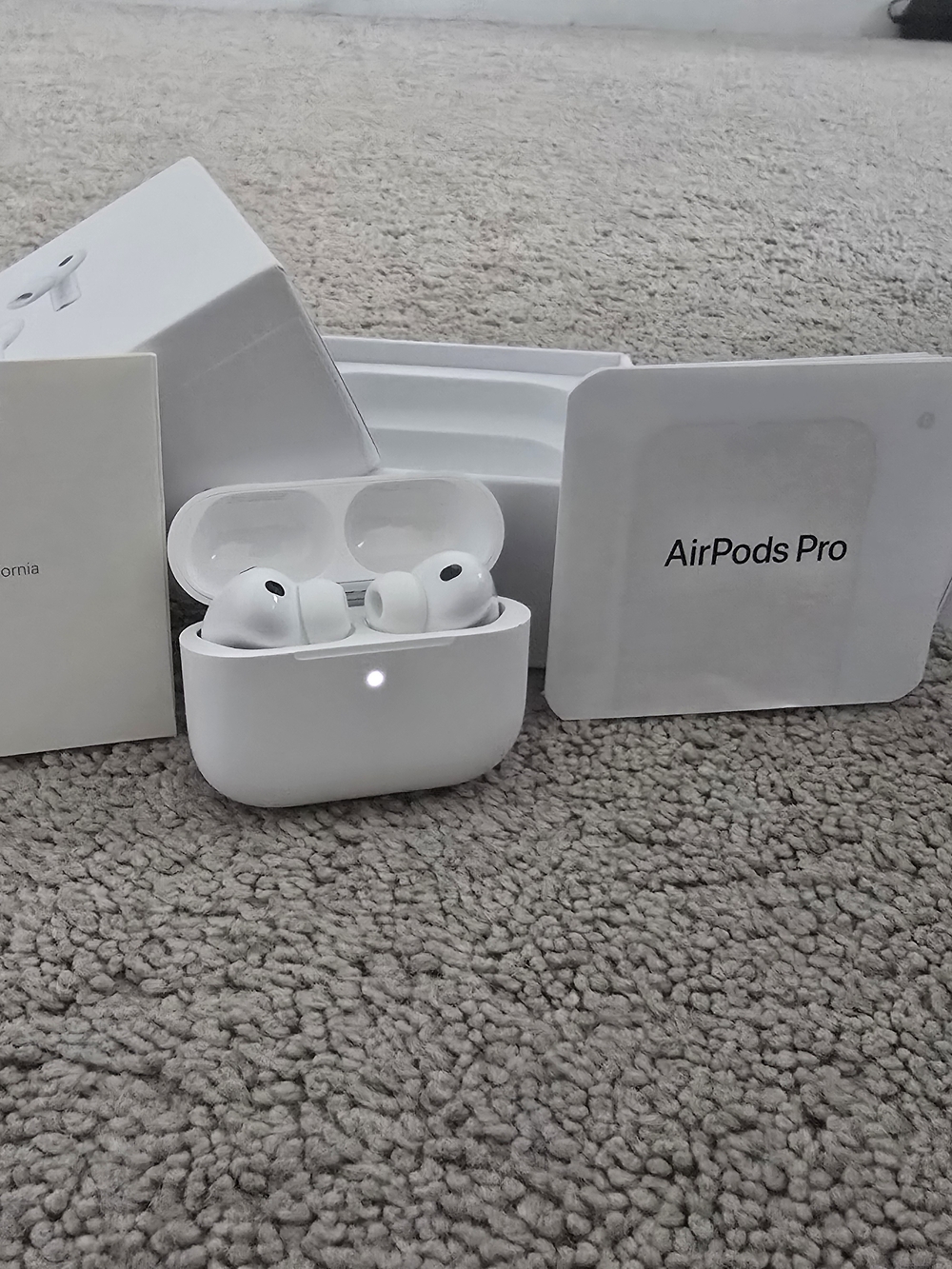 Apple AirPods Pro Apple Care+ANC  - White